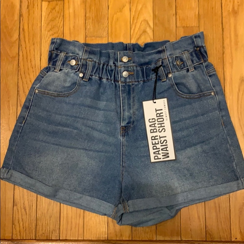 Paper waist denim shorts